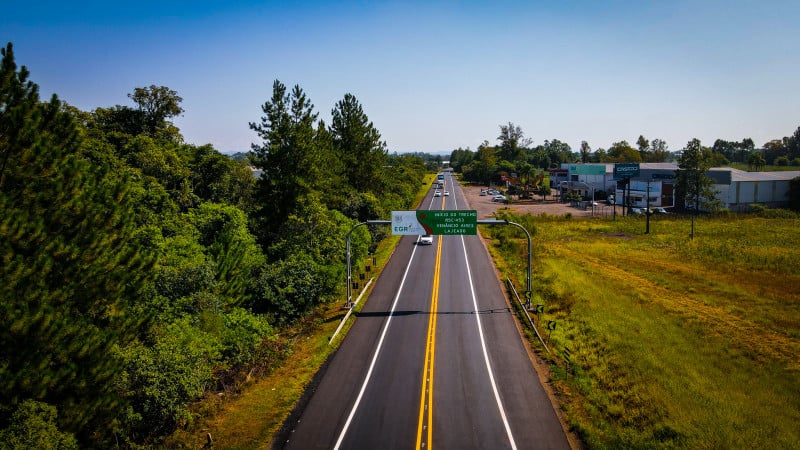 Piratini investirá R$ 1,3 bilhão para diminuir tarifa dos pedágios no bloco 2