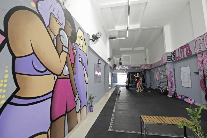 S&atilde;o 16 hor&aacute;rios dispon&iacute;veis ao longo do dia e cada aula tem, no m&aacute;ximo, quatro alunas
 Foto: LUIZA PRADO/JC