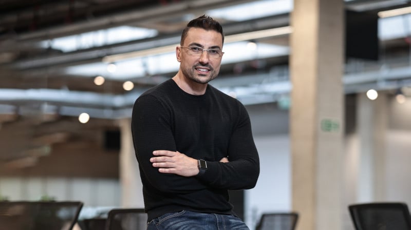 Correa destaca desempenho dos canais próprios da instituição financeira