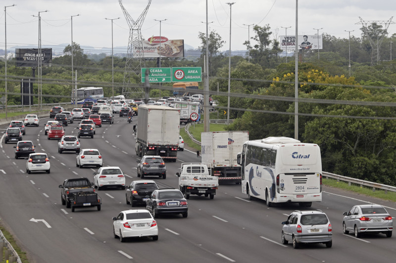 Na Freeway, a previsão é que circulem mais de 483 mil veículos durante o feriadão de Carnaval