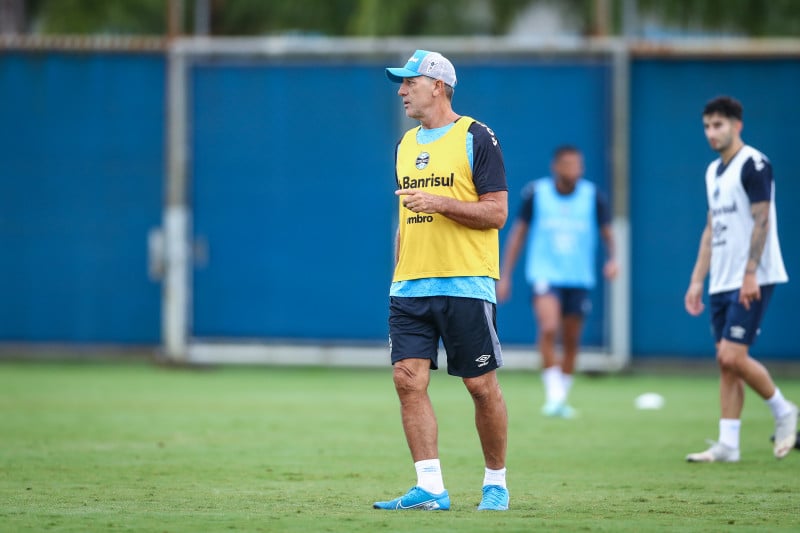 Renato demonstrou novas opções táticas do Grêmio para a temporada 2023