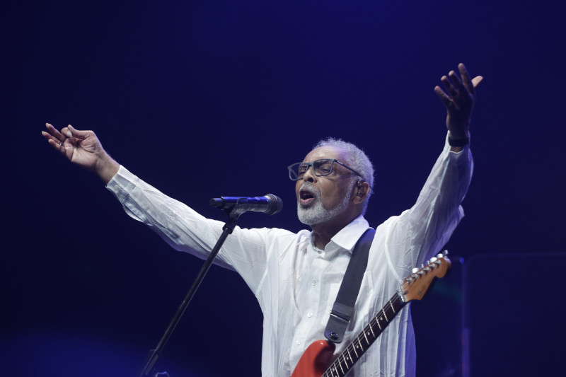 {'nm_midia_inter_thumb1':'https://www.jornaldocomercio.com/_midias/jpg/2023/03/06/206x137/1_tm_050323_gilberto_gil__15_-10140261.jpg', 'id_midia_tipo':'2', 'id_tetag_galer':'', 'id_midia':'64055c045ea36', 'cd_midia':10140261, 'ds_midia_link': 'https://www.jornaldocomercio.com/_midias/jpg/2023/03/06/tm_050323_gilberto_gil__15_-10140261.jpg', 'ds_midia': 'Show Gilberto Gil', 'ds_midia_credi': 'TÂNIA MEINERZ/JC', 'ds_midia_titlo': 'Show Gilberto Gil', 'cd_tetag': '1', 'cd_midia_w': '800', 'cd_midia_h': '533', 'align': 'Left'}