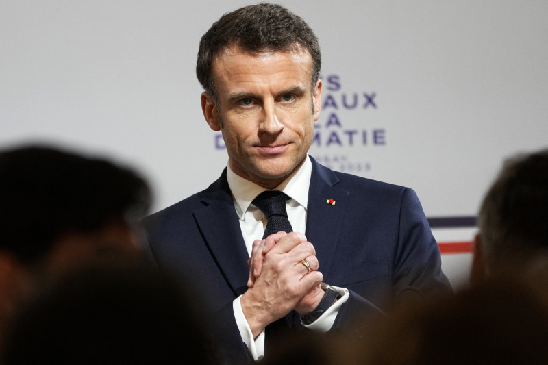 Presidente da França, Emmanuel Macron, enfrenta resistência