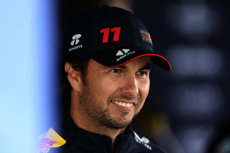 Cadillac estuda dupla experiente com Bottas e Pérez para a estreia na F-1 em 2026