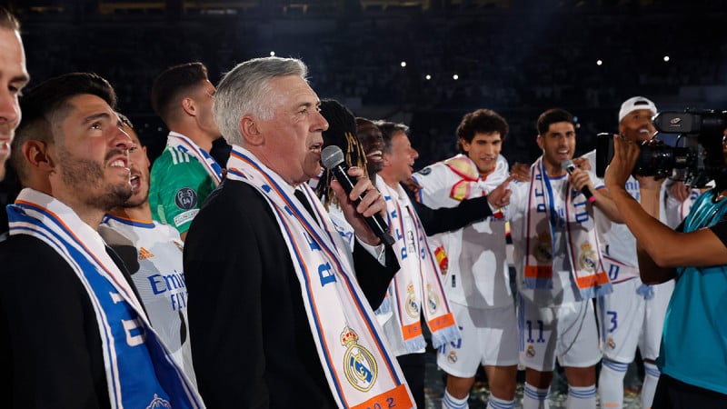 Ancelotti voltou a repetir que tem vínculo com o Real até junho de 2024 e quer cumprir seu contrato
