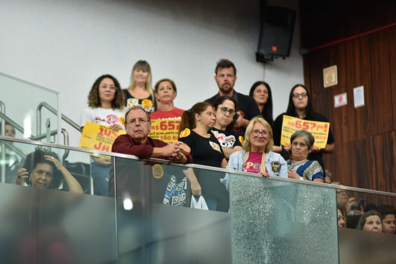 Professores acompanharam a votação nas galerias da Assembleia Legislativa