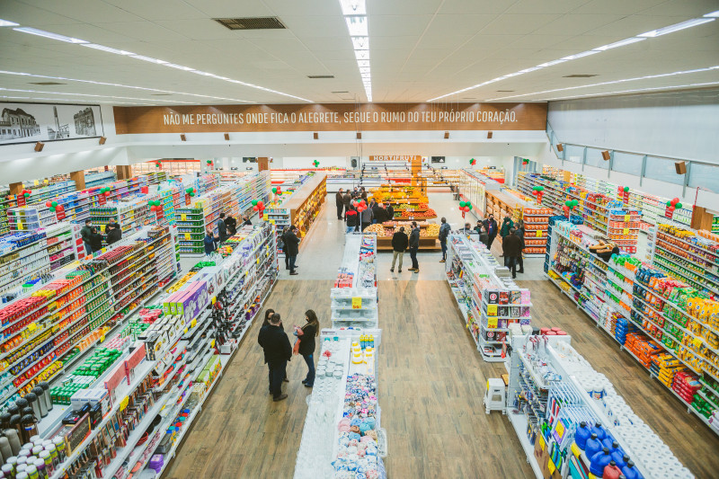 Rede Peruzzo tem, entre as prioridades, manter as lojas bem abastecidas e organizadas