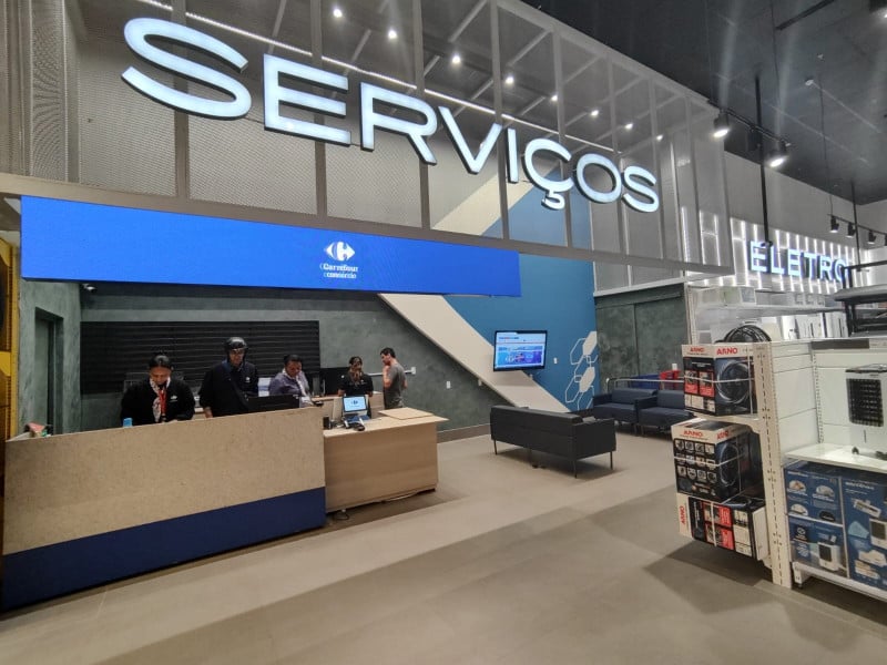 Rede francesa evoluiu na oferta de servi&ccedil;os e faz a venda fora da jornada do Carrefour