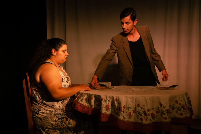 O Núcleo de Experimentação e Expansão da Linguagem Cênica traz 8 apresentações de alunos do curso em evento que vai até dia 18 de junho