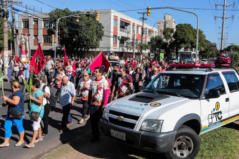 Os bloqueios ocorrem durante a passagem das procissões nos dois dias e horários previstos