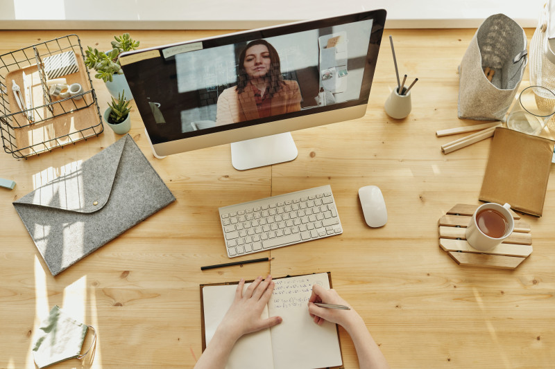 Encontros virtuais de curta duração são a melhor modalidade de aulas segundo 80% dos entrevistados