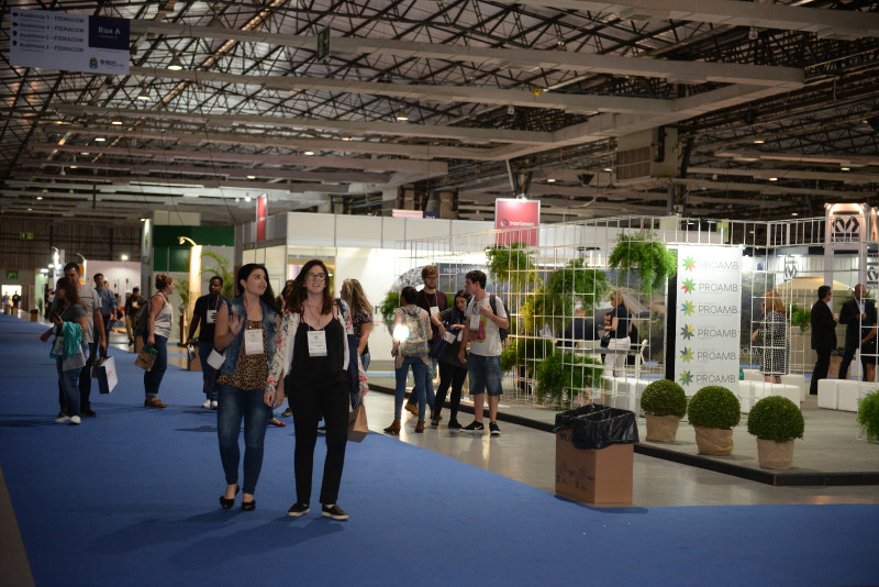 {'nm_midia_inter_thumb1':'https://www.jornaldocomercio.com/_midias/jpg/2023/05/04/206x137/1_credito___ana_cris_photo__2_-10201192.jpeg', 'id_midia_tipo':'2', 'id_tetag_galer':'', 'id_midia':'645399743cb96', 'cd_midia':10201192, 'ds_midia_link': 'https://www.jornaldocomercio.com/_midias/jpg/2023/05/04/credito___ana_cris_photo__2_-10201192.jpeg', 'ds_midia': 'A Fiema Brasil ocorrer&aacute; de 9 a 11 de maio em Bento Gon&ccedil;alves', 'ds_midia_credi': 'Ana Cris/Divulga&ccedil;&atilde;o/JC', 'ds_midia_titlo': 'A Fiema Brasil ocorrer&aacute; de 9 a 11 de maio em Bento Gon&ccedil;alves', 'cd_tetag': '1', 'cd_midia_w': '800', 'cd_midia_h': '534', 'align': 'Left'}