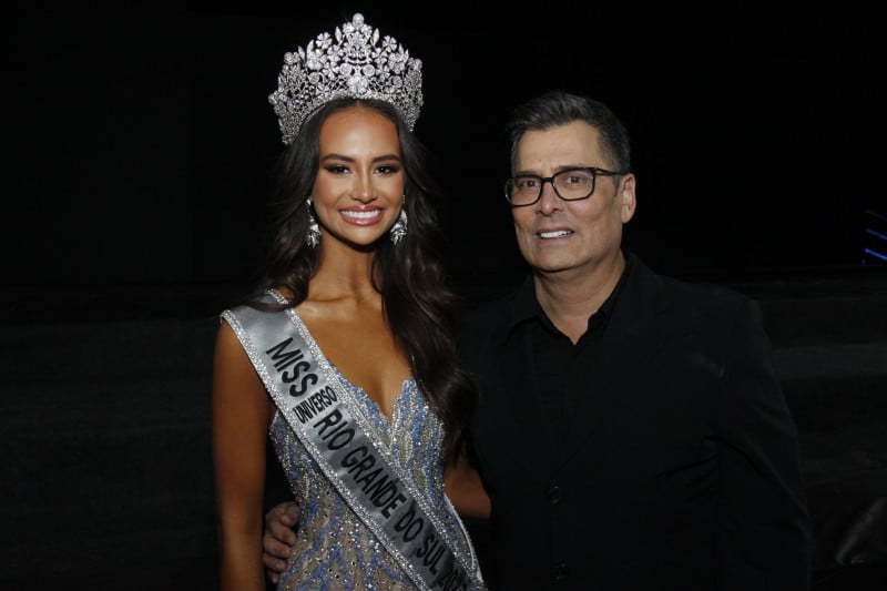 Maria Eduarda Brechane, a nova Miss Universo Rio Grande do Sul com Bebeto Azevedo