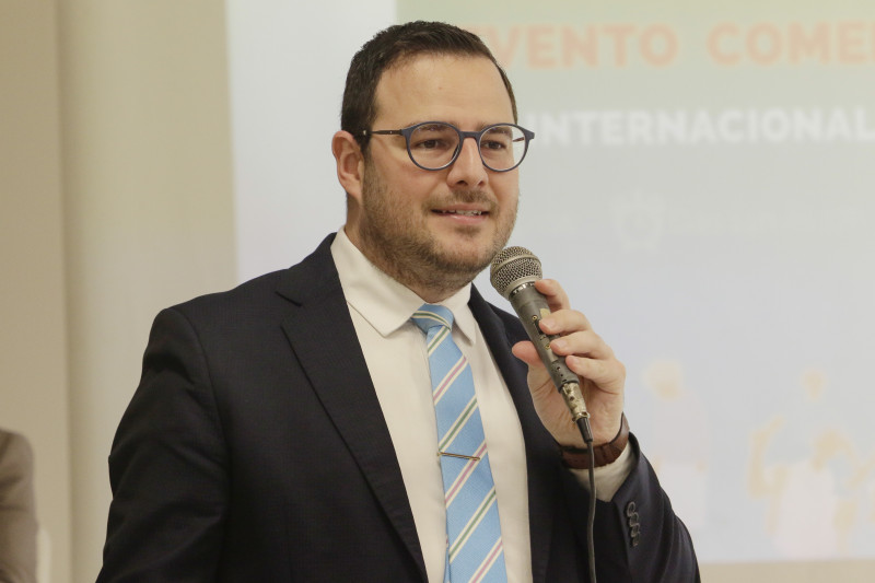 Secretário Mateus Wesp destaca que é na família que se aprende relações de afeto, de doação e de amor gratuito