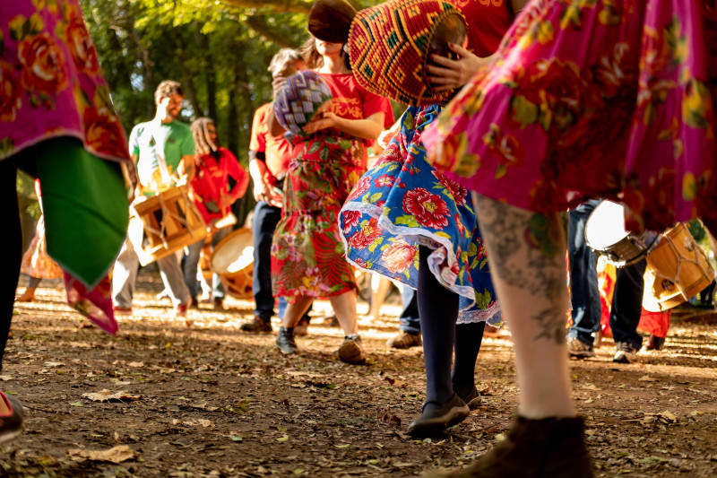 Com apresentações do La Brasa Lunera e do Maracatu Truvão (foto), o evento terá ainda os Djs Sil, o Gatito e Faylon