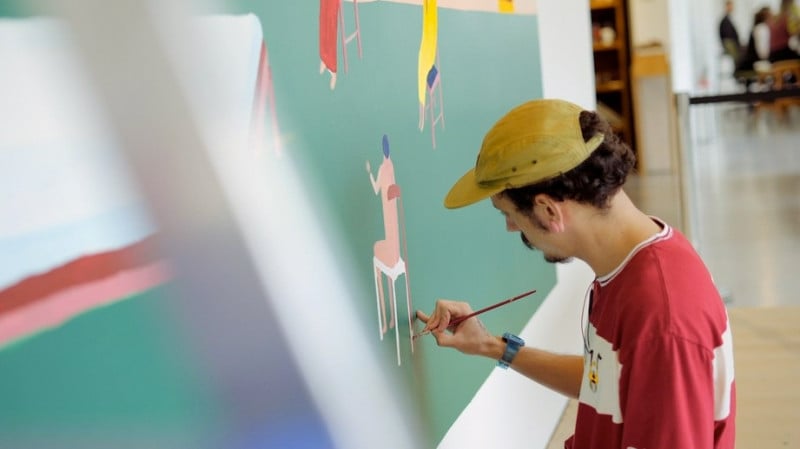 Mural traz narrativa pictórica com referências da infância na região do Cariri e pode ser conferido com entrada franca