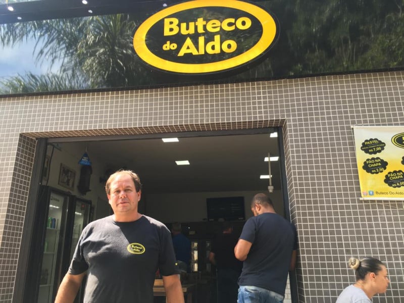 Alexandre Kohls é quem está à frente do Buteco do Aldo, restaurante que começou com seu pai