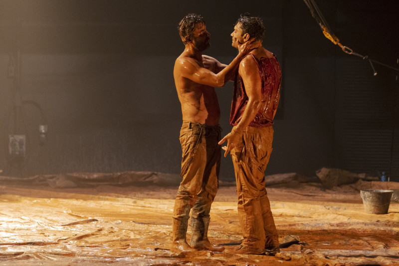 Peça aborda o preconceito e a autoimagem