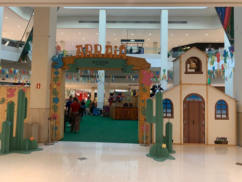 O Arraiá do Iguatemi acontece na Praça Érico Verissimo, no 1º piso do empreendimento