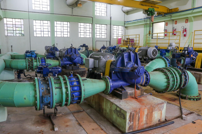 Falta de energia impede que estações realizem o bombeamento de água