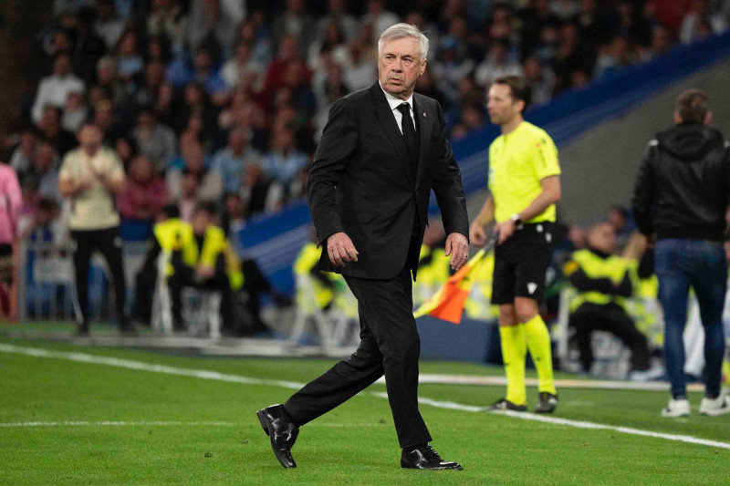 Carvajal pede para Real Madrid renovar com Ancelotti, que está na mira da seleção