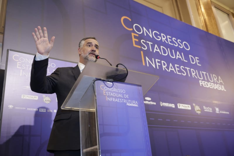 Ampliação da rodovia deverá ser de 18  quilômetros, diz Pimenta