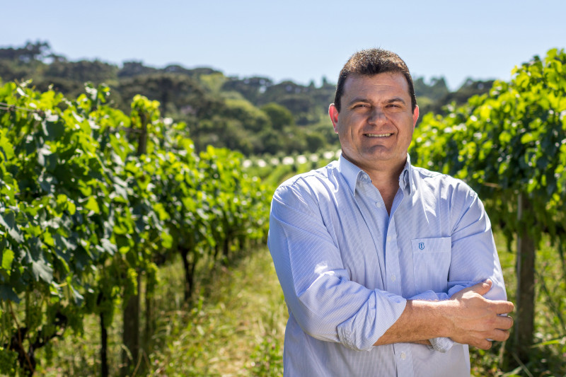Oscar Ló conta que a Cooperativa Vinícola Garibaldi fomenta o turismo