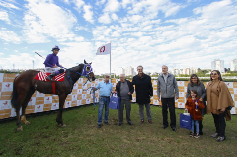 Jockey Club homenageia 90 anos do JC em cinco páreos
