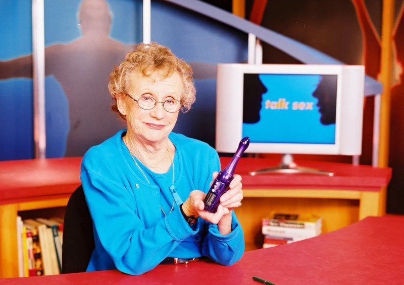 Educadora sexual Sue Johanson teve sucesso no Brasil com programa 'Falando de Sexo', exibido nos anos 2000