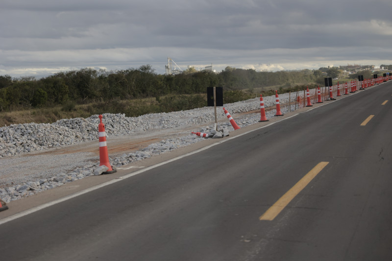 Obras na rodovia começaram em 2012 e compreendem 211,2 quilômetros entre Guaíba e Pelotas