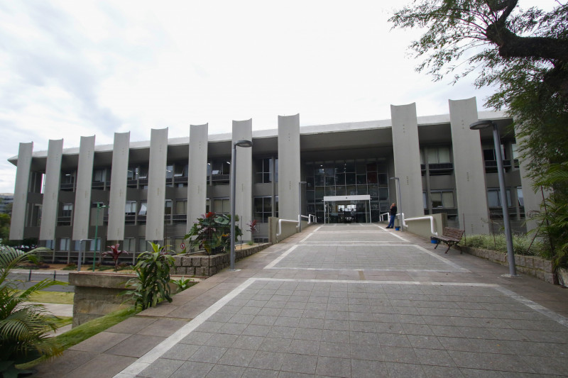 Inaugurado em 1986, parlamento está localizado na avenida Loureiro da Silva, próximo da orla do Guaíba
