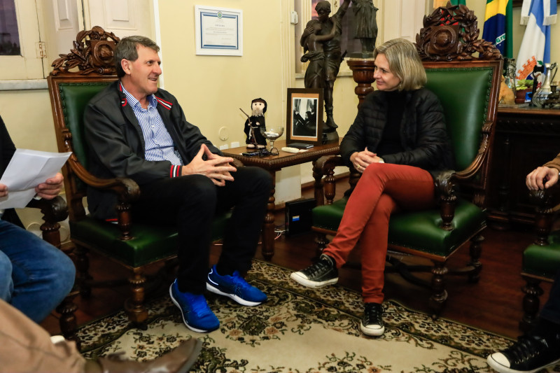 Acordo foi alinhado por 12 meses e vai trabalhar três eixos estratégicos