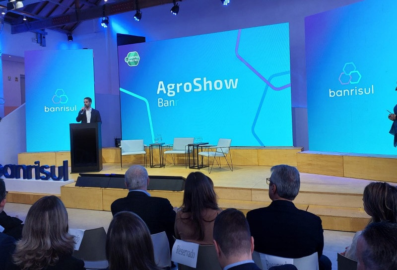 O governador Eduardo Leite participou do evento AgroShow Banrisul 2023, realizado no Nau Live Spaces, em Porto Alegre