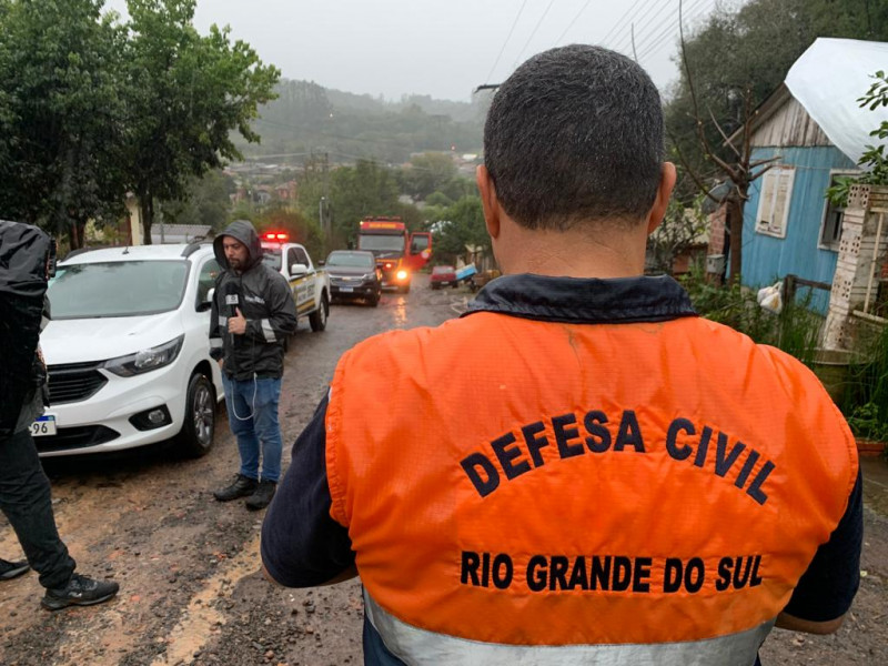 Até o momento foram reportados apenas danos materiais