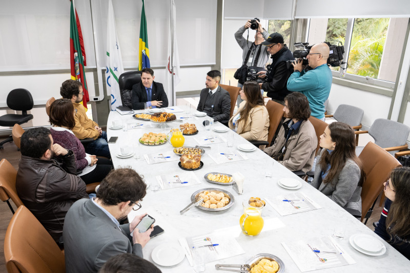 Vereador Hamilton Sossmeier (PTB) convidou a imprensa para apresentar o balanço do 1º semestre na Câmara
