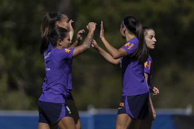 Luana, Kathellen e Rafaelle marcaram os gols do Brasil na vitória por 3 a 0