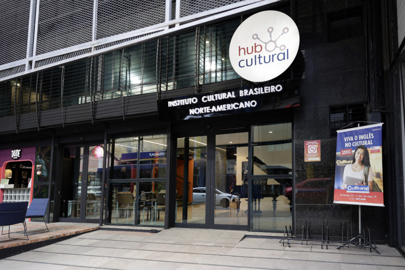 Prédio de seis andares será ocupado pela Secretaria Municipal de Educação