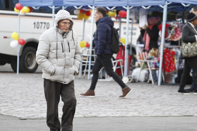 Baixas temperaturas ganham for&ccedil;a com previs&atilde;o de dias gelados no final de semana