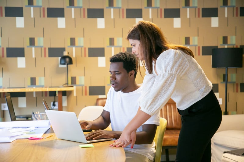 Supervisor deve fazer parte do quadro da empresa e ter conhecimento para fazer orientação