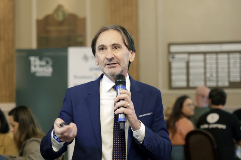 Após impasse, secretário Juvir Costella deve depor na CPI dos Pedágios nesta quarta