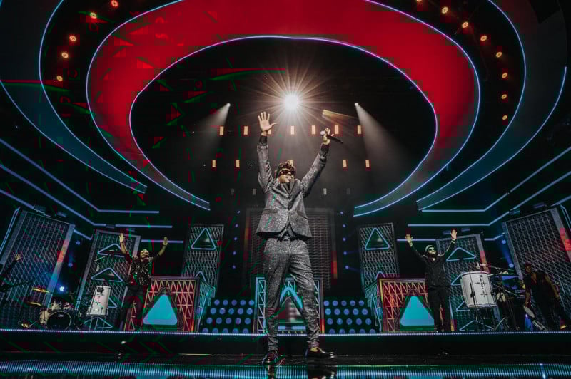 Grupo apresenta o show da turnê Trintou com os clássicos da carreira no Clube Tradição
