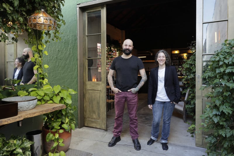 Maurício Olmi e Fernanda Souza são os nomes à frente da nova operação no Bom Fim Foto: TÂNIA MEINERZ/JC