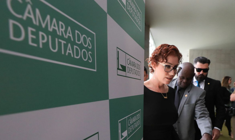 Gilmar Mendes entendeu que há indícios suficientes para a abertura da ação penal contra Zambelli