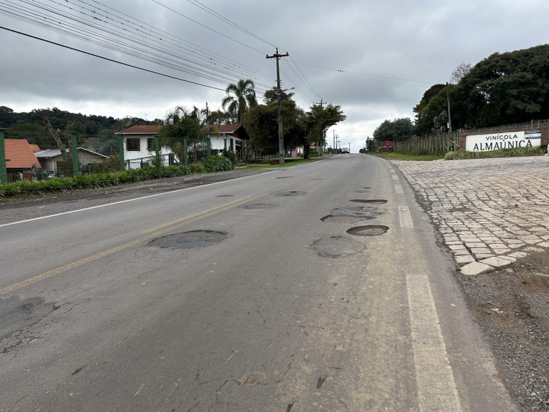 Buracos na estarda para Bento, para pg 3