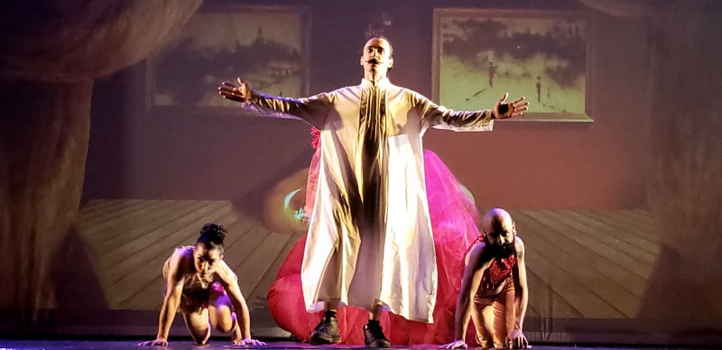 Montagem inspirado no universo de Salvador Dalí tem sessões nesta sexta (18) e sábado (19)