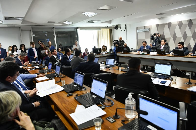 Comissão do Senado tenta retomar discussão de PEC da autonomia no Banco Central
