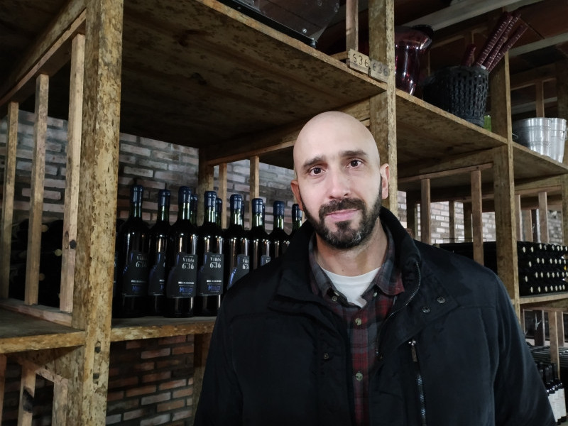 Gutierrez produz vinhos tintos no Uruguai com certificação vegana