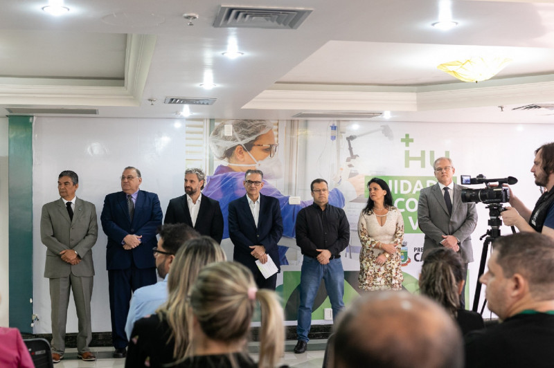 Nova diretoria foi empossada durante solenidade na sexta-feira (18)