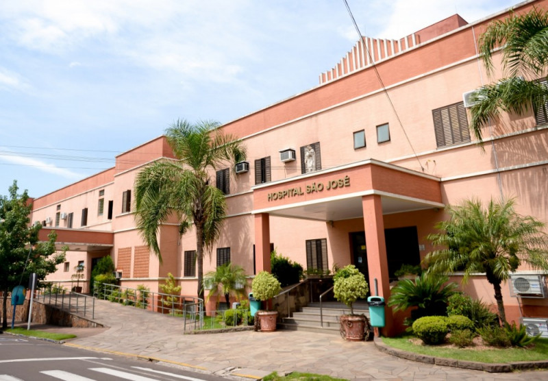 Objetivo &eacute; fazer a a aquisi&ccedil;&atilde;o dos equipamentos m&eacute;dicos e hospitalares e contratar as equipes