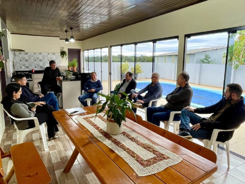 Projeto prevê a ligação asfáltica entre o frigorífico Bom Frango e a RSC-287